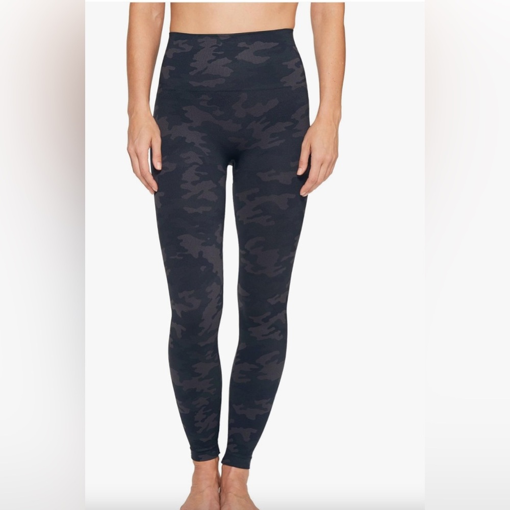 SPANX Look at Me Now Seamless Leggings